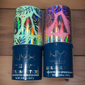 2- NYX Avatar Way of the Water Biolume Highlighter Stick Seagrass Coral Reef